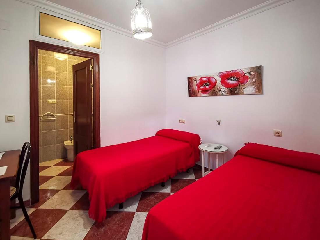 Pension Hidalgo 1 Utrera Bagian luar foto