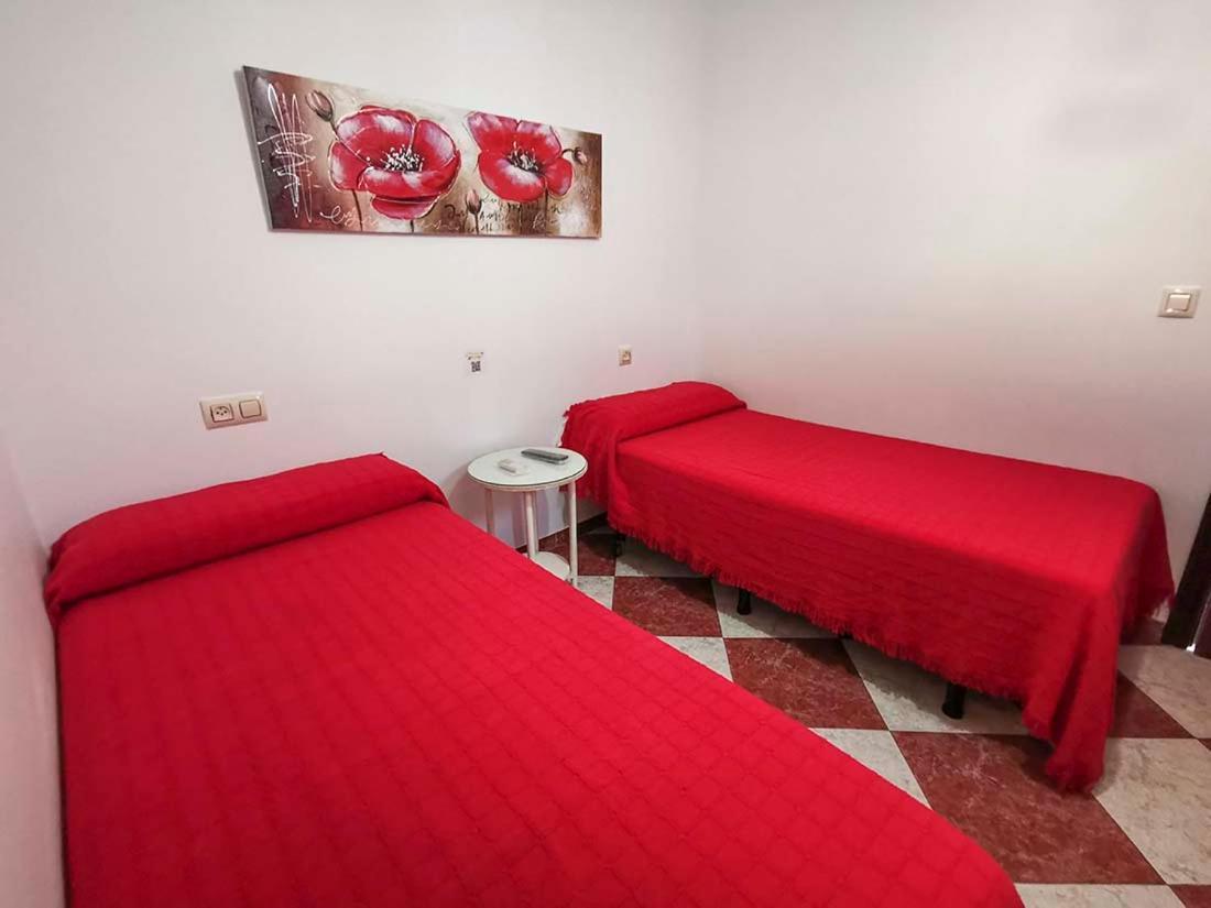 Pension Hidalgo 1 Utrera Bagian luar foto