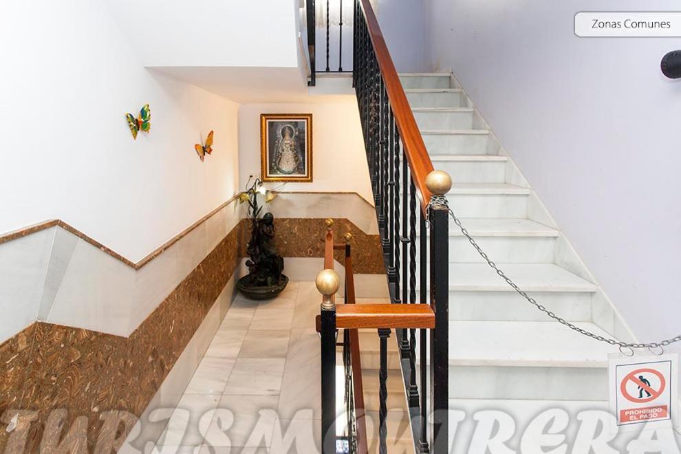 Pension Hidalgo 1 Utrera Bagian luar foto